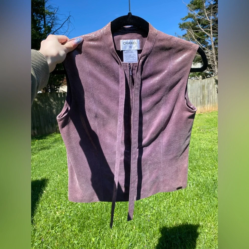 Leather Chanel top - Picture 9 of 15
